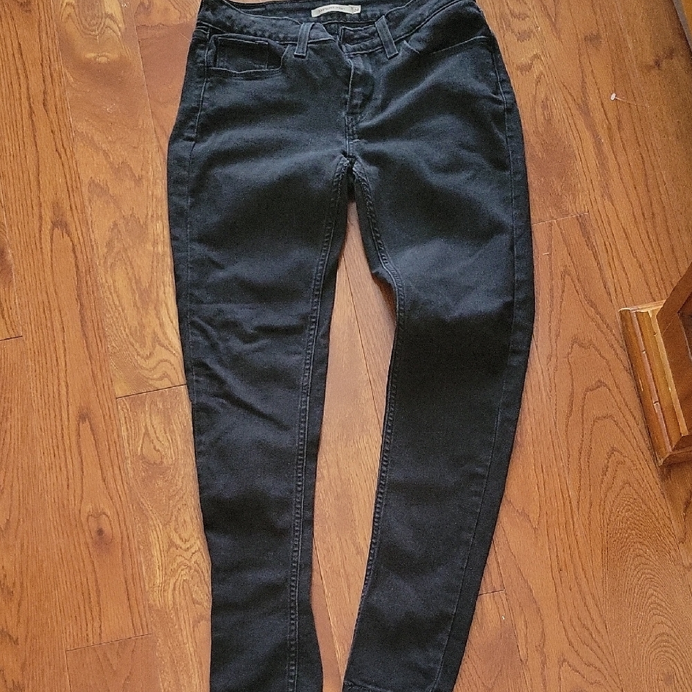 Levis Women's Black Jeans